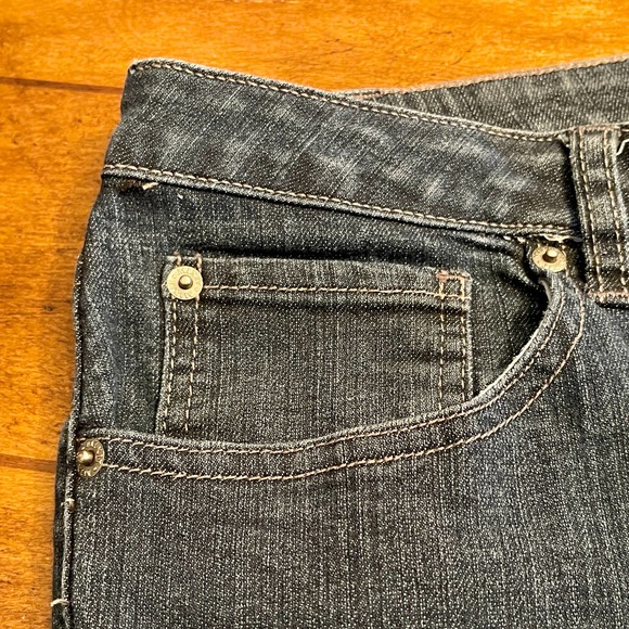 Mixit Blue Denim Capri Pants Stretch Women's 16 D11-841 - Picture 6 of 9